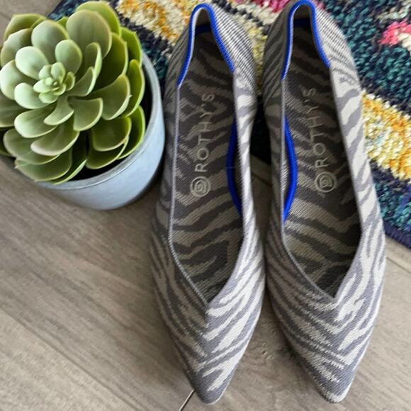 Rothy’s zebra gray size 6.5 flat pointed woman’s shoes - Picture 12 of 12